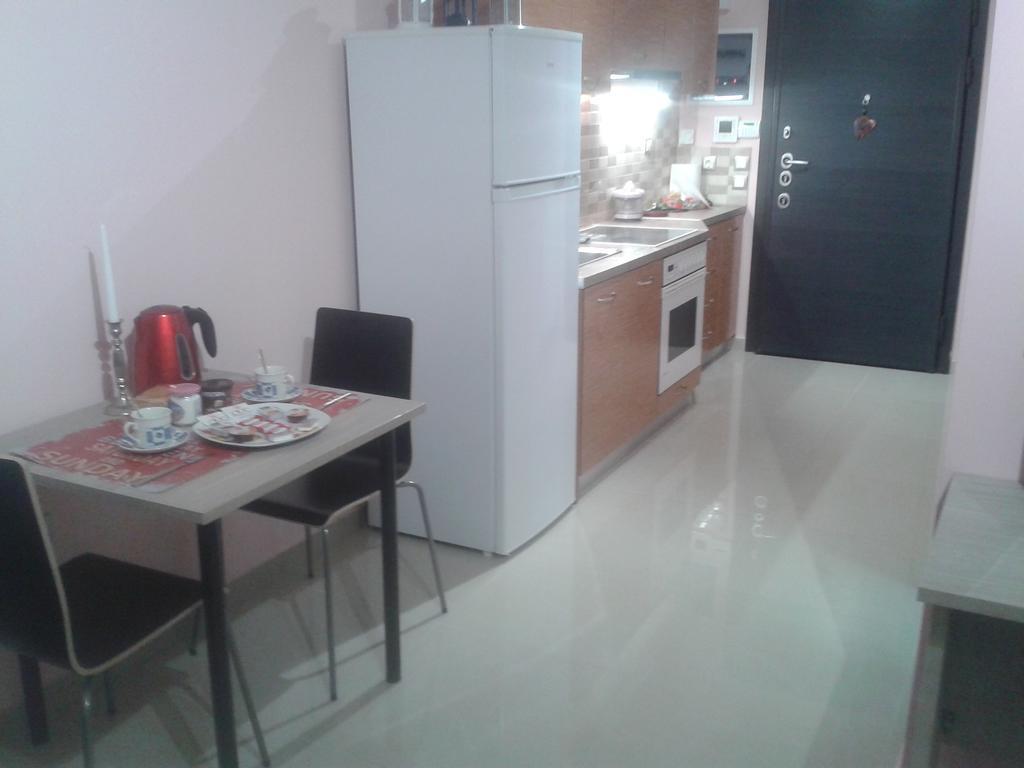Super 36Sqm Junior Suite In Luxurious Picturesque Area بيرايوس المظهر الخارجي الصورة